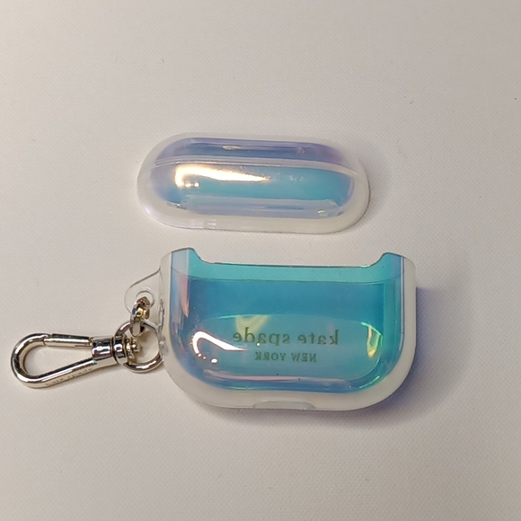 Kate Spade AirPods 3rd Generation Cases - Picture 5 of 7